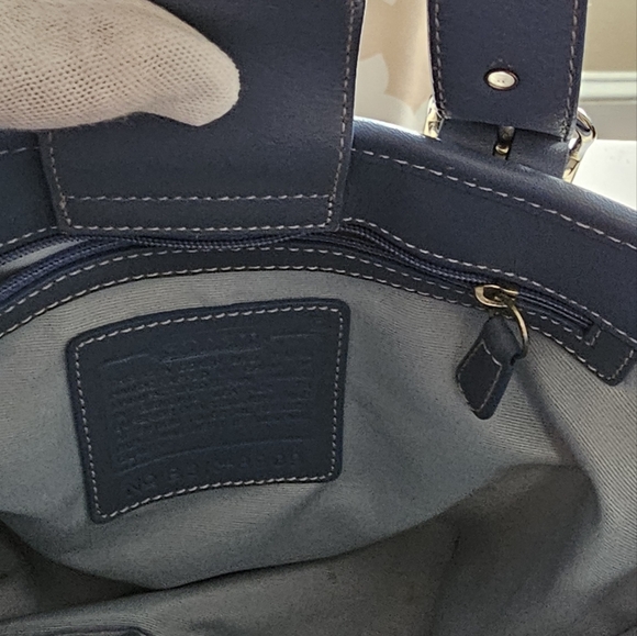 COACH Hampton Small Handbag Blue Leather & Cream Straw - Picture 7 of 9